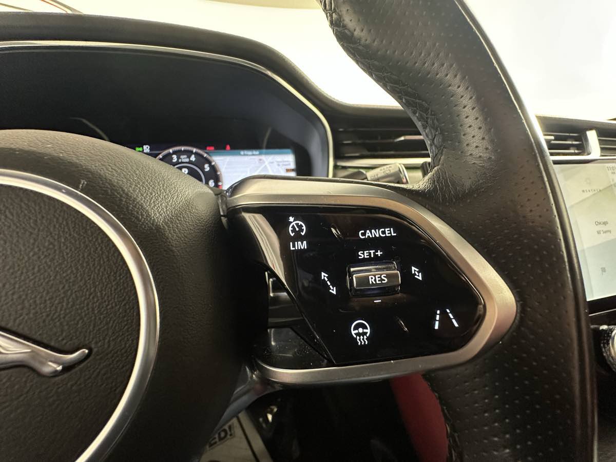 Used 2021 Jaguar F-PACE R-Dynamic S AWD/4WD image 33