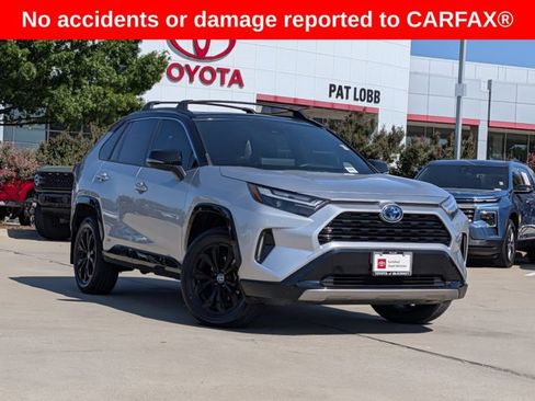 Used 2023 Toyota RAV4 XSE AWD/4WD image 2