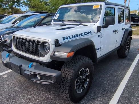 Used 2025 Jeep Wrangler Unlimited Rubicon 4xe w/ Safety Group image 9