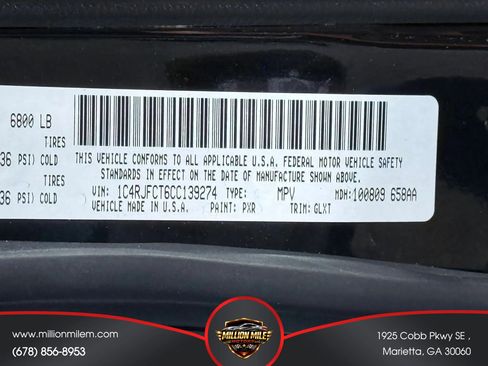 Used 2012 Jeep Grand Cherokee Overland Summit AWD/4WD image 31