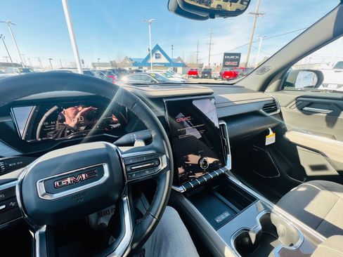 New 2026 GMC Acadia Elevation w/ Black Edition image 27