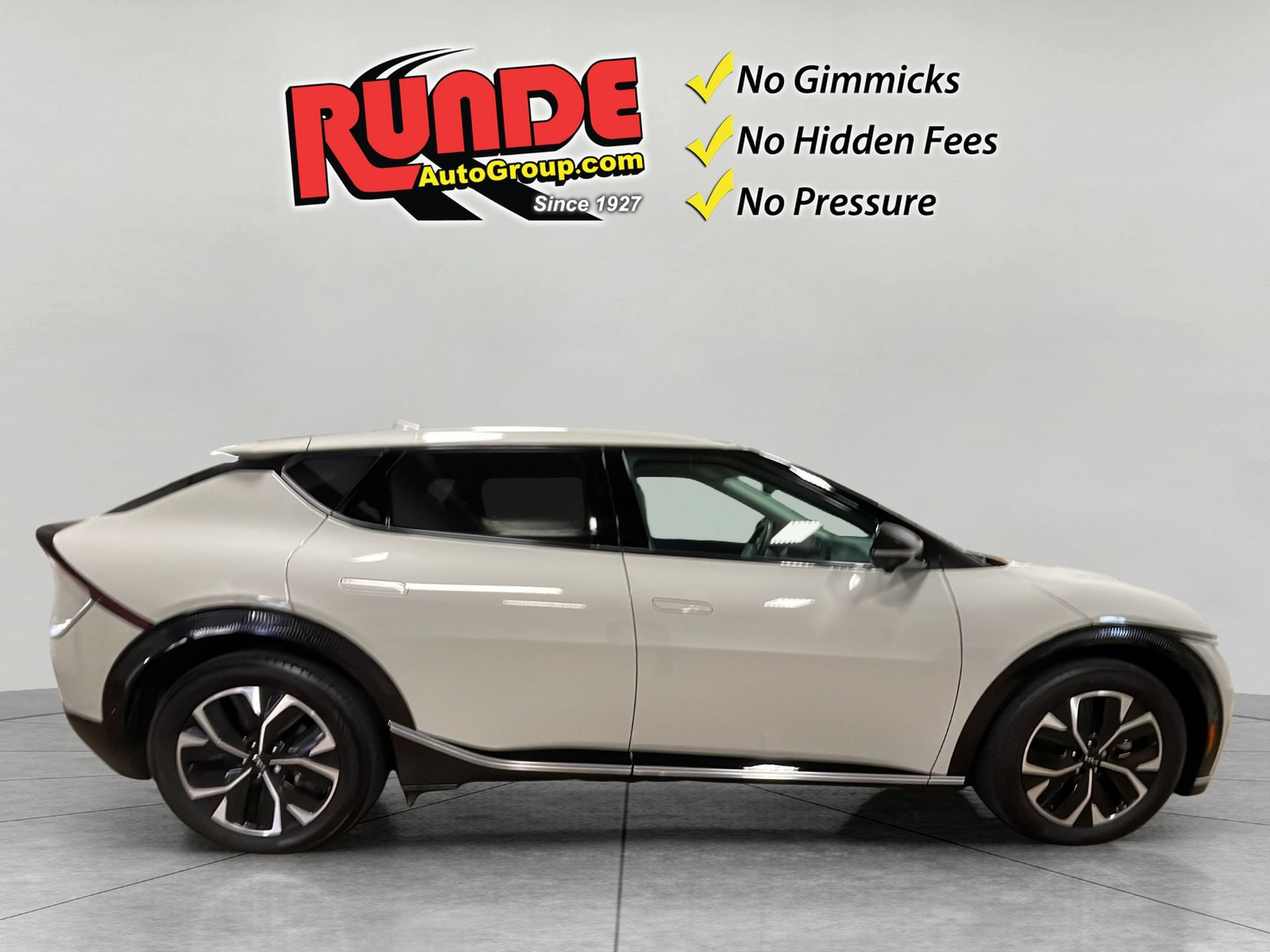 Used 2023 Kia EV6 Wind w/ Wind Technology Package AWD/4WD image 7