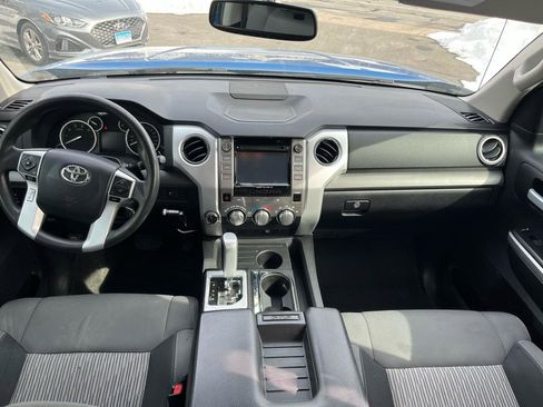 Used 2016 Toyota Tundra SR5 image 16
