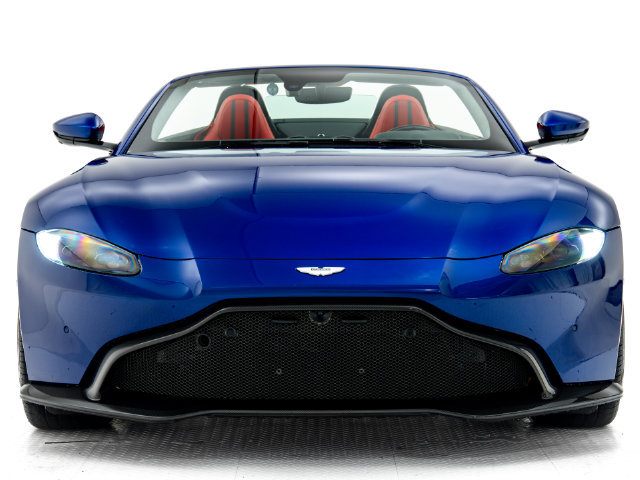 Used 2022 Aston Martin V8 Vantage Roadster RWD image 36