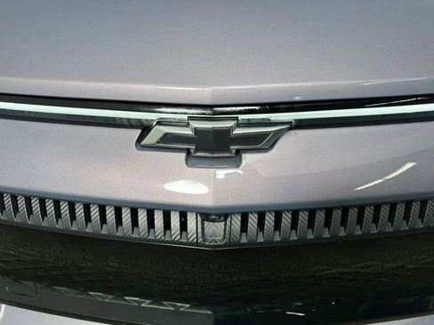 Used 2024 Chevrolet Equinox EV RS image 9