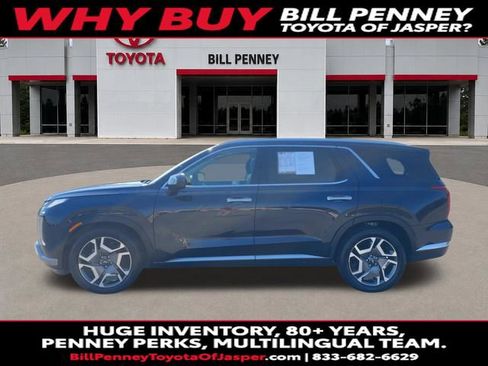 Used 2024 Hyundai Palisade Limited FWD image 2