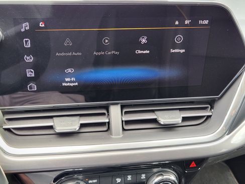 Used 2024 Chevrolet Trax ACTIV w/ Driver Confidence Package FWD image 6