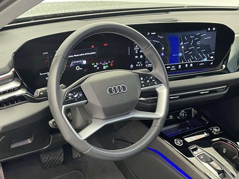 Used 2025 Audi A5 2.0T Premium w/ Convenience Package AWD/4WD image 4