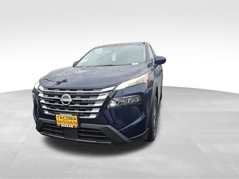 New 2026 Nissan Rogue SV image 3