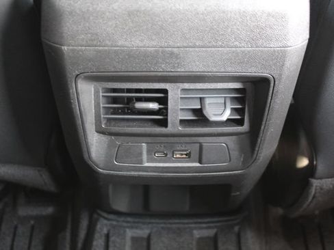 Used 2025 Chevrolet Colorado Z71 w/ Z71 Convenience Package 2 AWD/4WD image 18