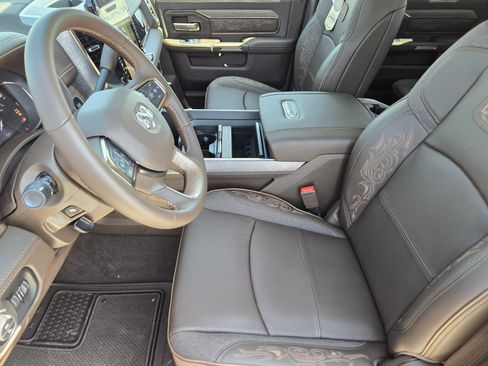 New 2026 RAM 2500 Limited AWD/4WD image 12