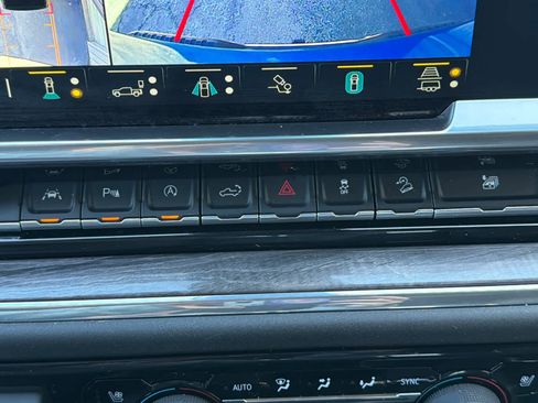 Used 2023 Chevrolet Silverado 1500 LTZ w/ Technology Package image 19