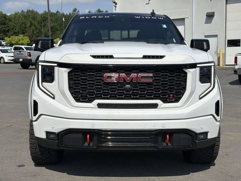 Used 2023 GMC Sierra 1500 AT4 w/ AT4 Premium Package AWD/4WD image 7