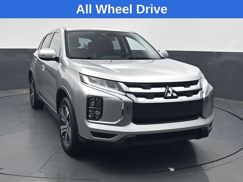 Used 2024 Mitsubishi Outlander Sport AWD image 2