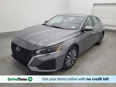 Used 2024 Nissan Altima 2.5 SV