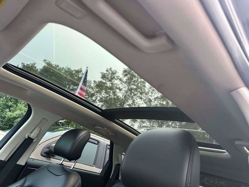 Used 2019 Ford Edge SEL w/ Equipment Group 201A AWD/4WD image 21