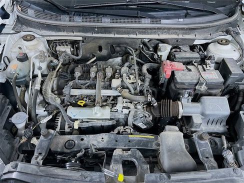 Used 2024 Nissan Kicks SR image 26