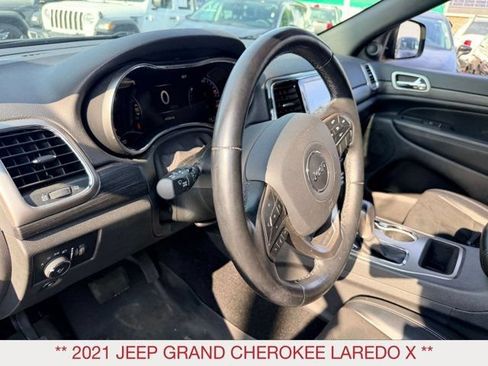 Certified 2021 Jeep Grand Cherokee Laredo X AWD/4WD image 11