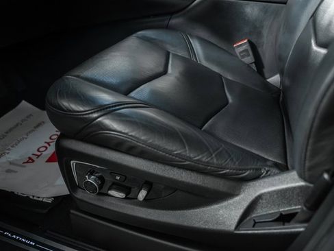 Used 2018 Cadillac Escalade ESV Platinum image 36