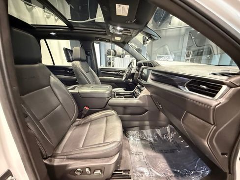 Used 2021 GMC Yukon Denali w/ Denali Ultimate Package image 34
