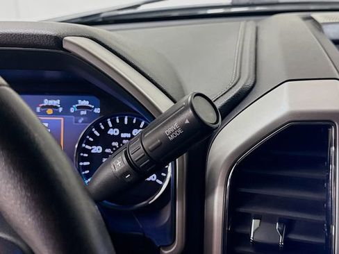 Used 2020 Ford F350 Lariat w/ Lariat Ultimate Package AWD/4WD image 17