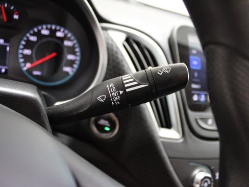 Used 2024 Chevrolet Malibu LS image 36