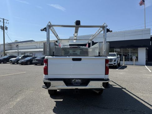 Used 2025 Chevrolet Silverado 2500 W/T w/ WT/CX Safety Package AWD/4WD image 4