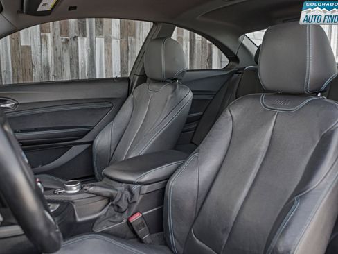 Used 2018 BMW M2 RWD image 12