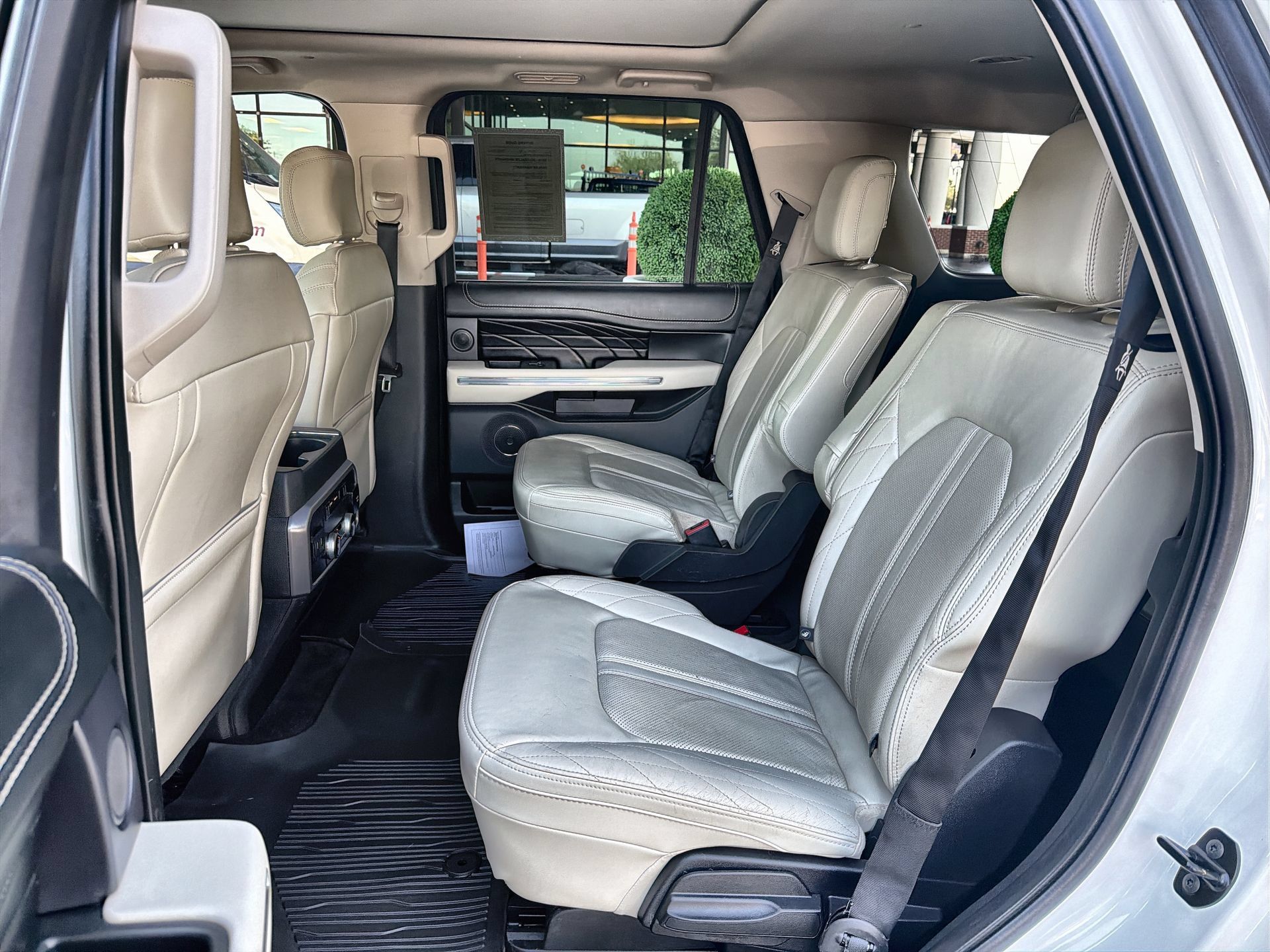 Certified 2020 Ford Expedition Platinum RWD image 23