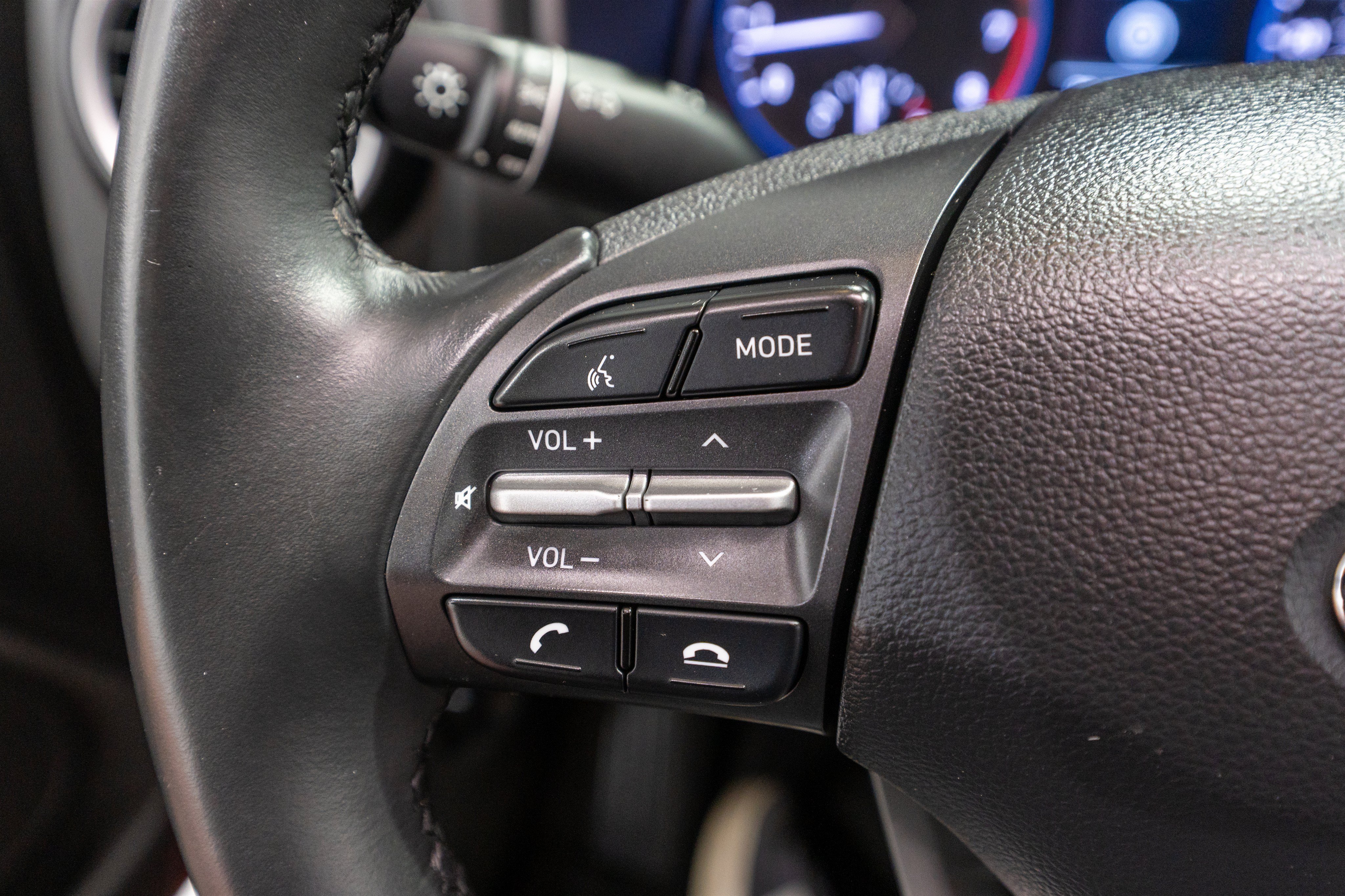 Used 2020 Hyundai Kona SEL w/ Cargo Package FWD image 25