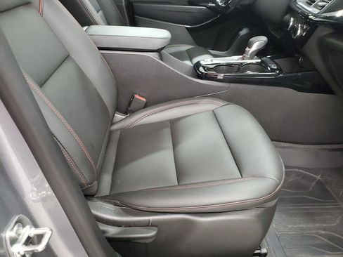 Certified 2025 Chevrolet Trax RS w/ Driver Confidence Package image 20