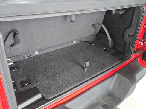 Used 2021 Jeep Wrangler Sport image 28