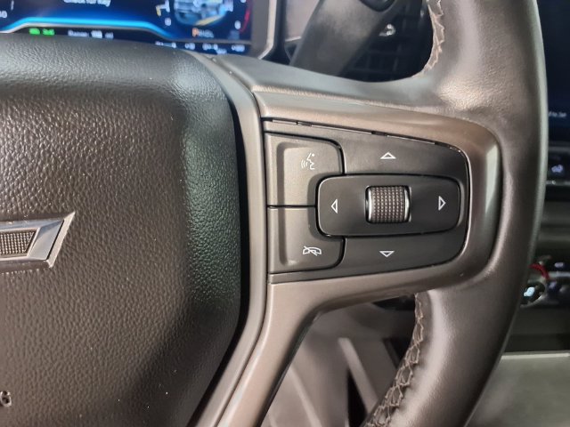 Used 2024 Chevrolet Silverado 2500 ZR2 w/ Technology Package AWD/4WD image 13