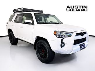 Used 2022 Toyota 4Runner SR5 w/ 4Runner Black Package (TMS) AWD/4WD video 1