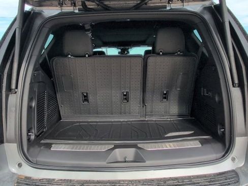 New 2026 Chevrolet Tahoe Premier w/ Sun And Tow Package AWD/4WD image 11