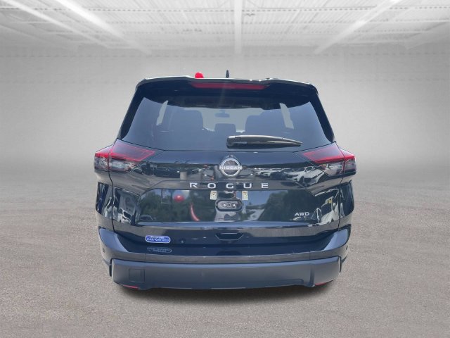Used 2024 Nissan Rogue S AWD/4WD image 6