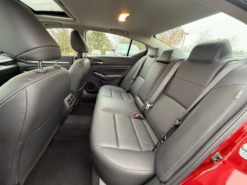 New 2025 Nissan Altima 2.5 SL image 15