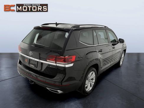 Used 2023 Volkswagen Atlas SE AWD/4WD image 6