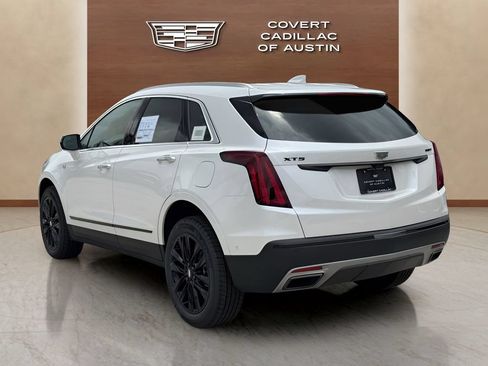 New 2026 Cadillac XT5 Premium Luxury w/ LPO, ONYX Package FWD image 6