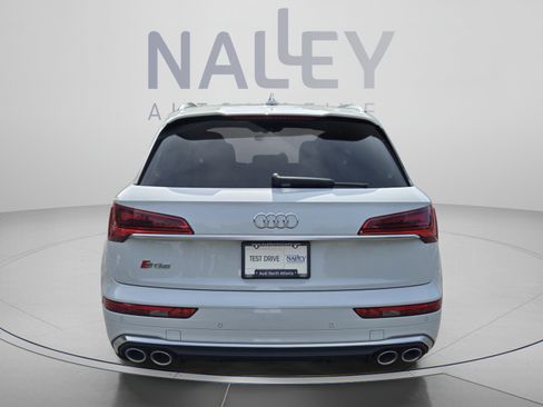 Used 2021 Audi SQ5 Premium Plus w/ Premium Plus Package AWD/4WD image 4