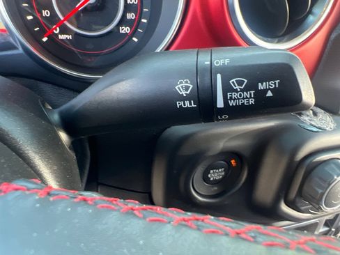 Used 2020 Jeep Gladiator Rubicon AWD/4WD image 25