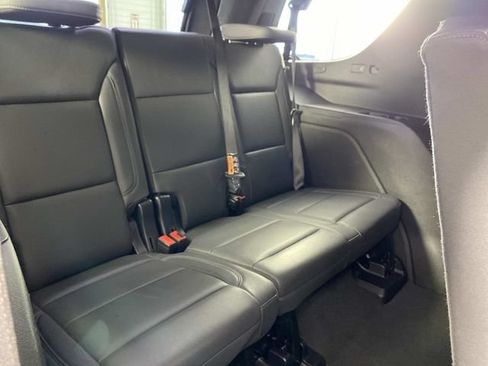 Used 2025 Chevrolet Tahoe LT AWD/4WD image 13