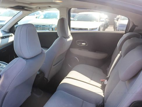 Used 2019 Honda HR-V EX image 23