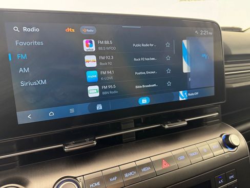 Used 2026 Hyundai Kona SEL Sport FWD image 16