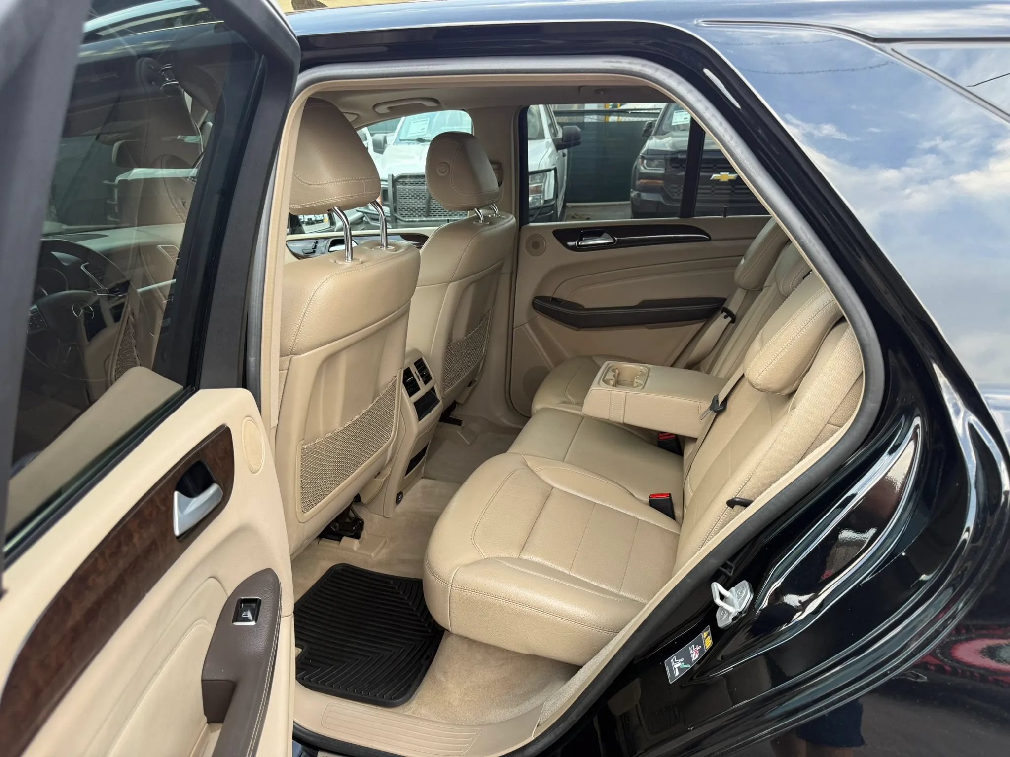 Used 2014 Mercedes-Benz ML 350 4MATIC image 22