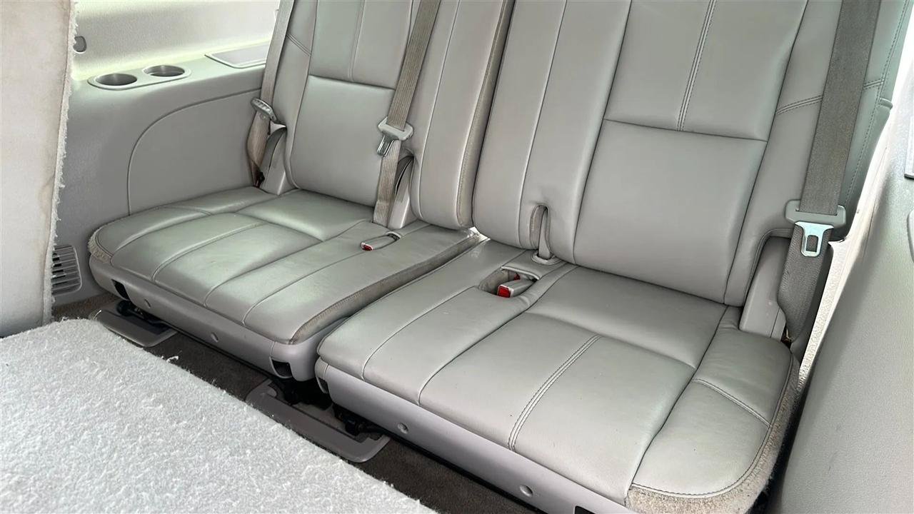 Used 2014 GMC Yukon XL SLT RWD image 28