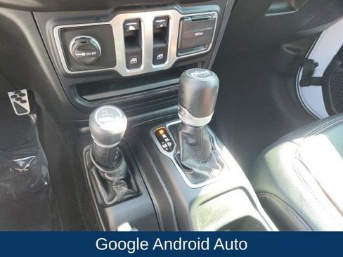 Used 2018 Jeep Wrangler Sport image 32