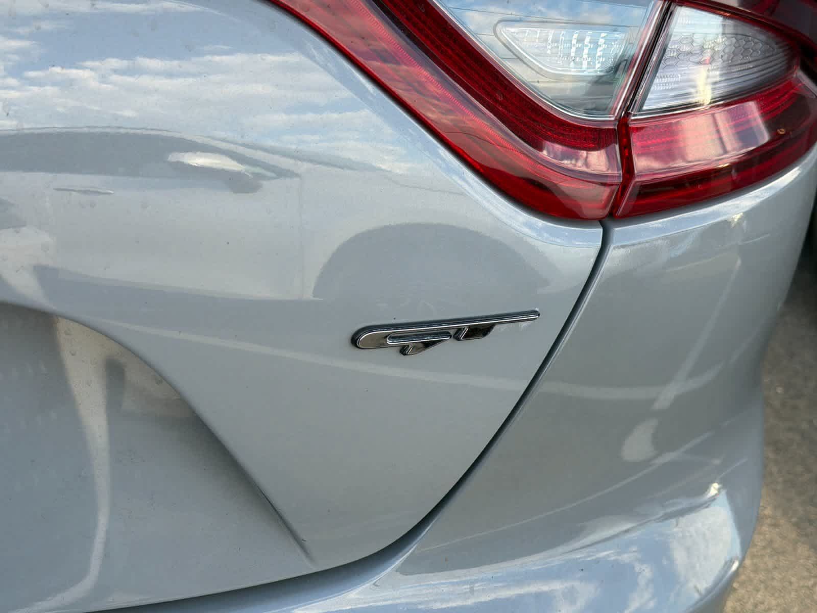 Used 2021 Kia Stinger GT1 RWD image 6