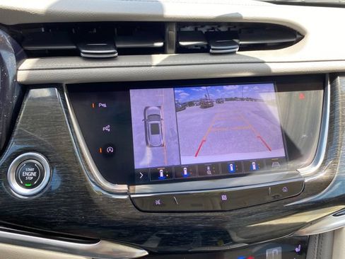 Used 2020 Cadillac XT6 Premium Luxury FWD image 20