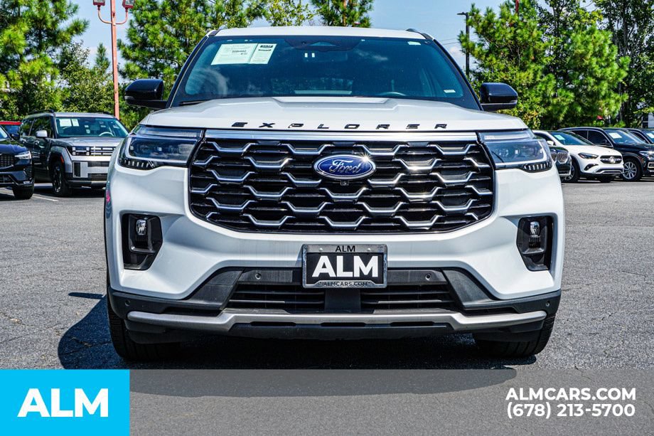 Used 2025 Ford Explorer Platinum w/ LUX Leather Package AWD/4WD image 9